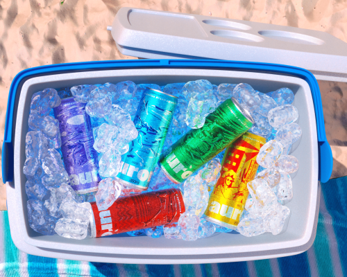 2_Still_Latas_Juntas_Cooler_F02_POS
